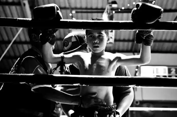 Дети на ринге: развлечение для туристов и источник дохода для многих тайцев