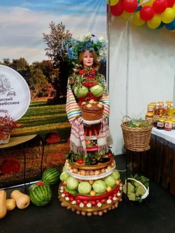 Они просто пришли на ярмарку за картошечкой, но что-то пошло не так