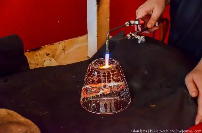 Как делают пузырьки в стекле