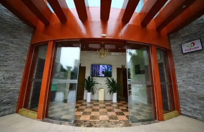 Пятизвездочный общественный туалет в Китае