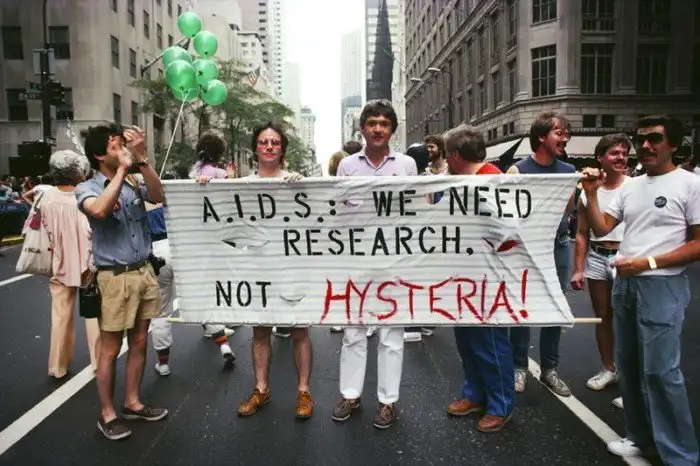 Как к людям пришел СПИД: история в фотографиях