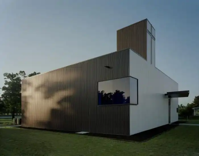 Необычный дизайн православного Свято-Никольского храма в США