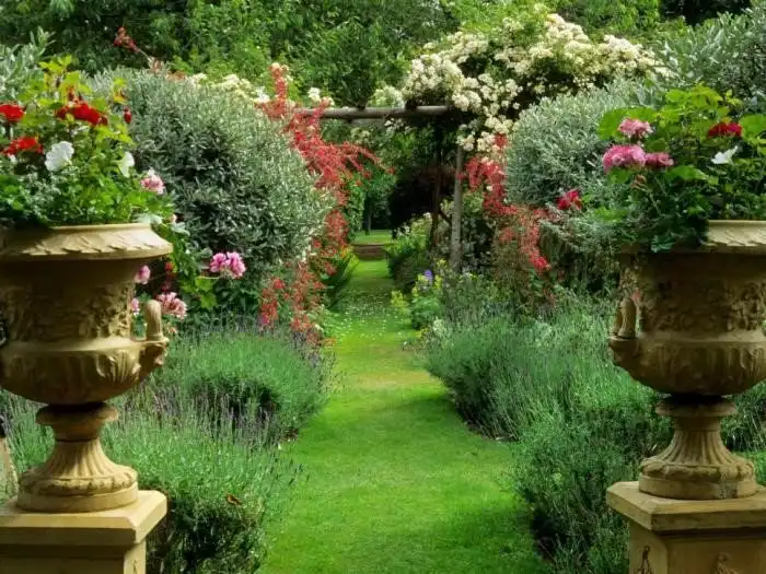 Яркий ландшафтный дизайн: 18 оригинальных идей оформления садового участка