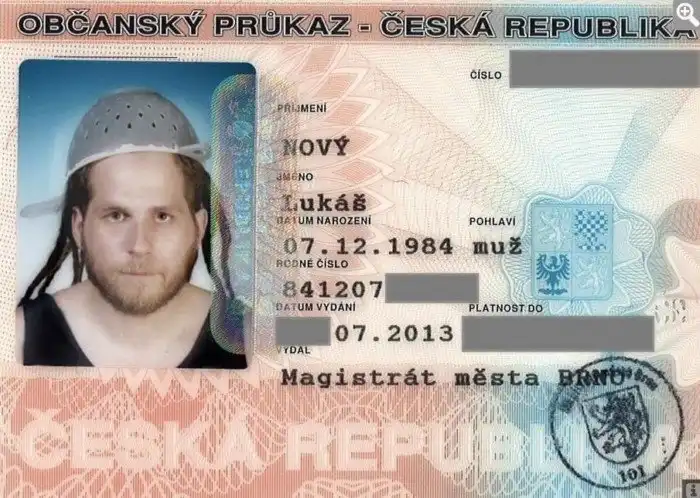 Дурацкие фото на документы