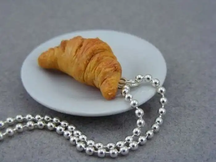 С чем это носить, или 30 самых ужасных женских аксессуаров