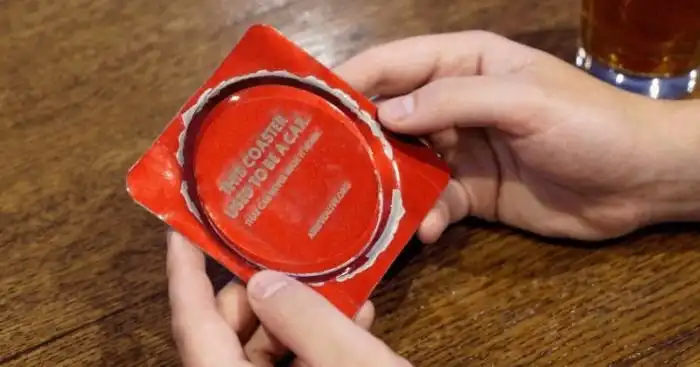 Подставки под пиво из машин, разбитых пьяными водителями