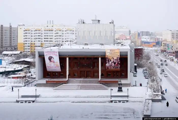 Один из самых «холодных» городов Земли с высоты