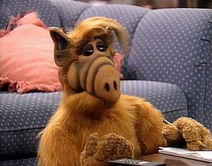 10 любимых сериалов 90-х и 2000-х годов