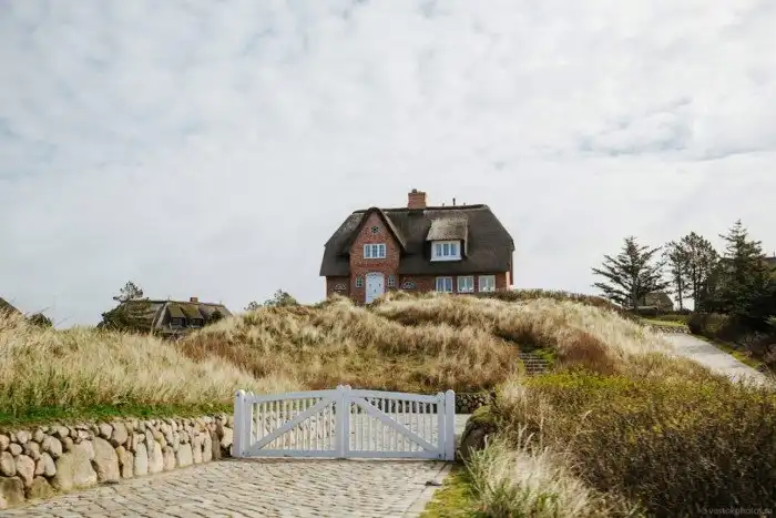 Как выглядит самый дальний и дорогой остров в Германии