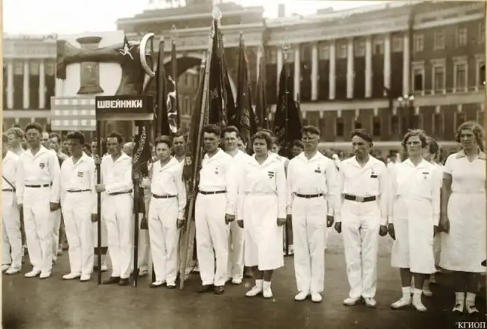 Мирная жизнь в довоенном Ленинграде