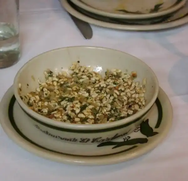 Мексиканский деликатес эскамолес