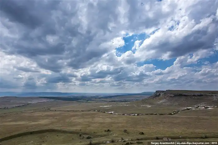 Ак-Кая или Белая скала - каменная красавица Крыма