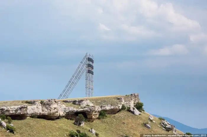 Ак-Кая или Белая скала - каменная красавица Крыма