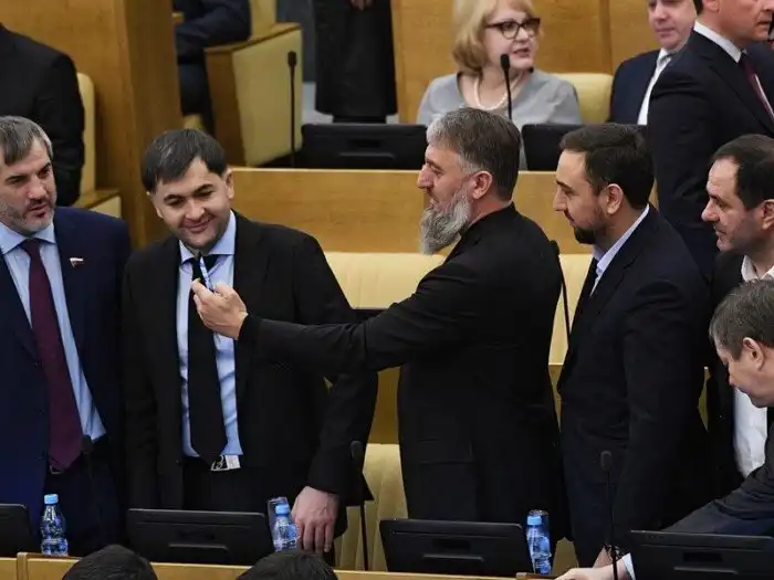 Быть депутатом - очень утомительная работа