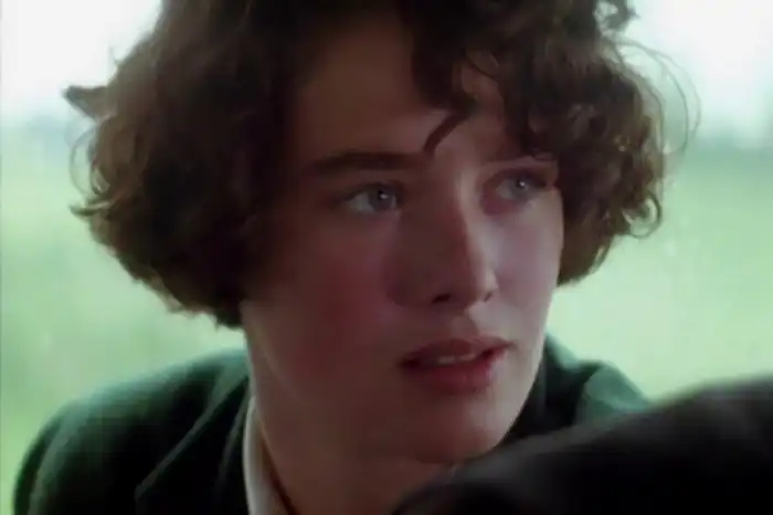 Как выглядели 25 звезд "Игры престолов" в юности