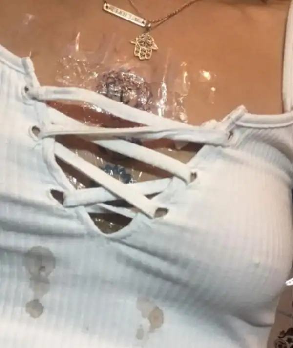 Дочь Майкла Джексон Пэрис показала новую татуировку на груди