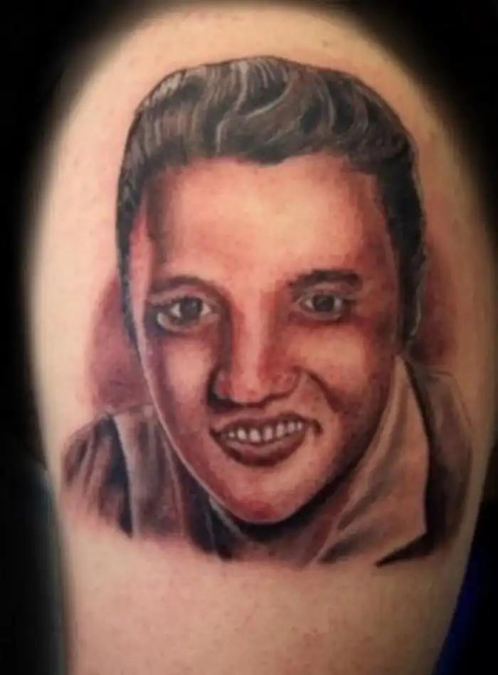 Эти татуировки с лицами звезд настолько кошмарны, что их герои закричали бы от ужаса!