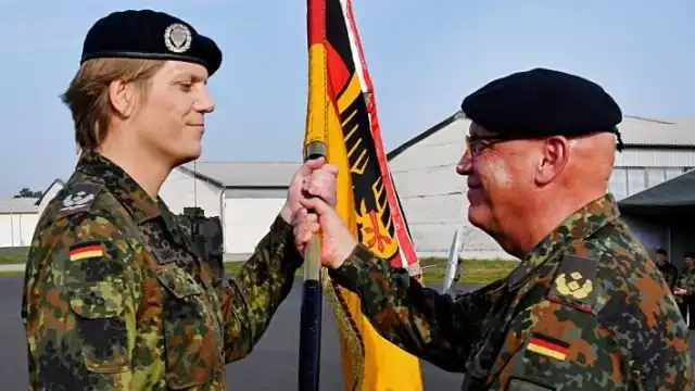 Женщина-трансгендер назначена командующим батальона немецкой армии