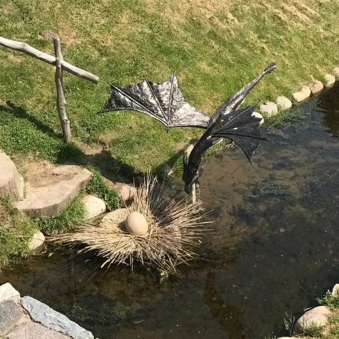 Белорусский предприниматель построил дом-музей, чтобы подарить его жителям города