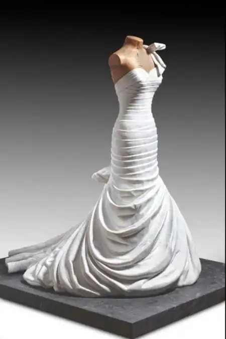 Мраморная одежда и обувь от Аласдаира Томсона