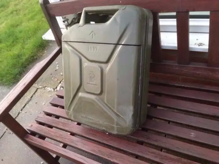 Дорожный мини-бар из канистры