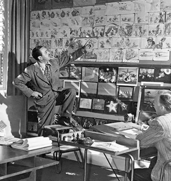 Знаменитый жест Уолта Диснея