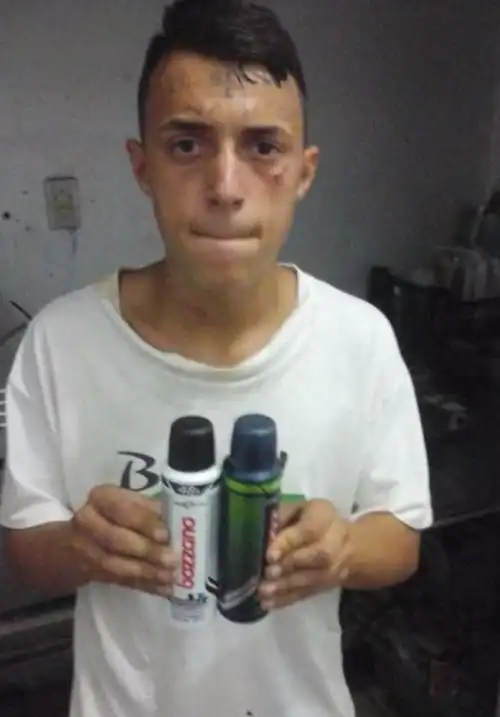 Вор с татуировкой «я вор и идиот» на лбу попался на краже