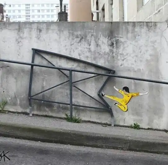 18 примеров крутого стрит-арта на грани искусства и вандализма