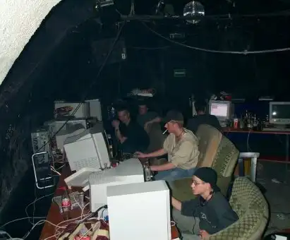 Картинки всяческие. 18 апреля 2018.