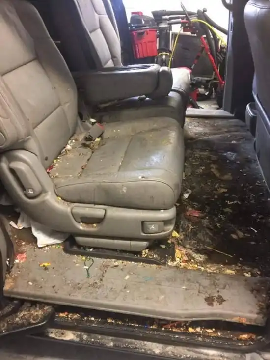 Почему американские автомойщики не называют стоимость услуг, не увидев машины клиентов