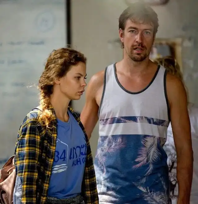 Настю Рыбку и Алекса Лесли обвиняют в изготовлении порнографии