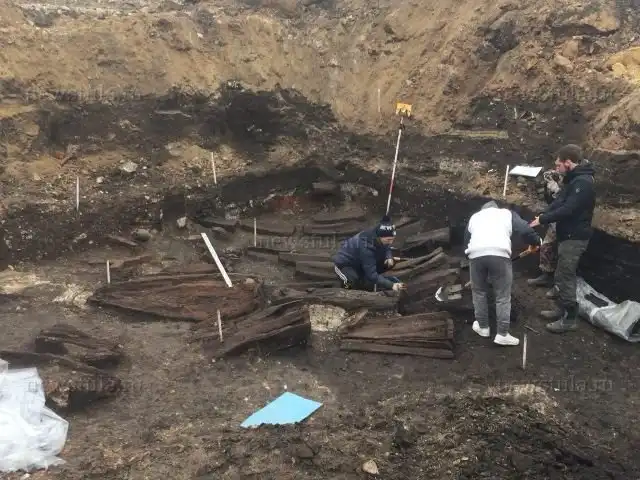 В Туле обнаружили 30 гробов с останками XVIII века