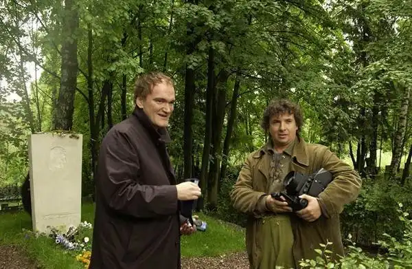 Почему голливудские звезды любят Россию?