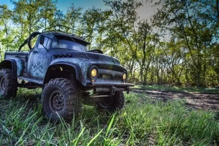Сногсшибательная модель пикапа Ford F-100
