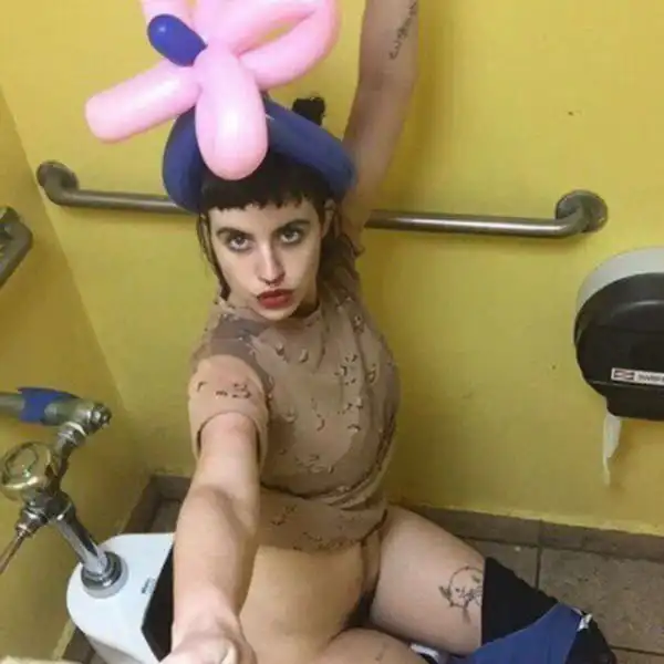 Соцсети - и смех и грех