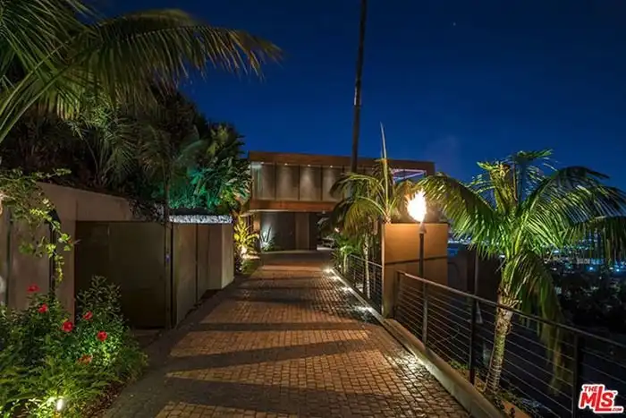 Особняк стоимостью в 38 миллионов долларов