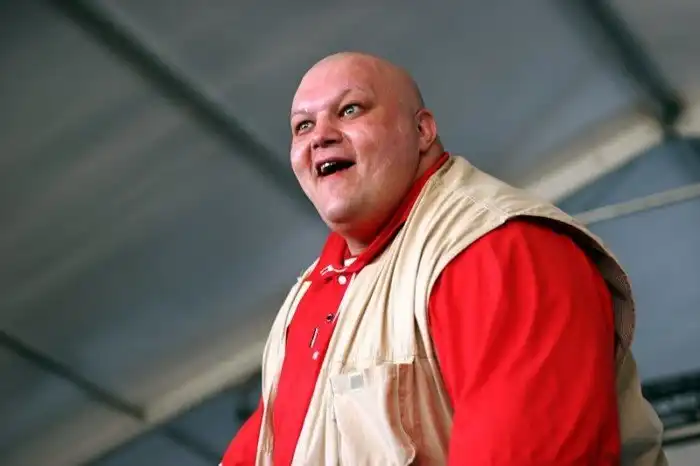 Как лишились невинности звезды: первый секс знаменитостей и подробности их интимной жизни