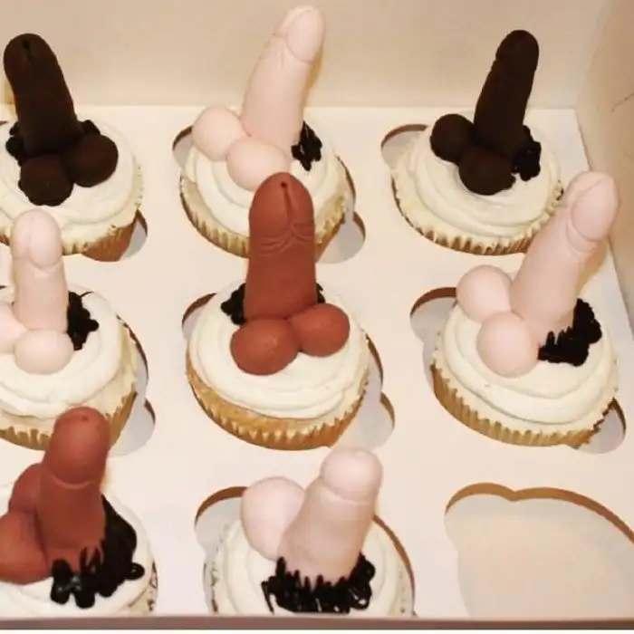 Никогда не пускайте свою девочку на девичник. Девочкой она уже не будет