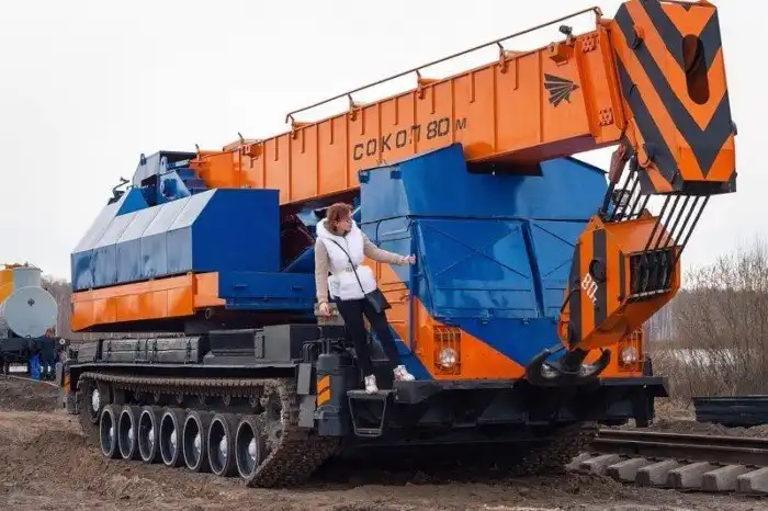 Необычная отечественная спецтехника и вездеходы