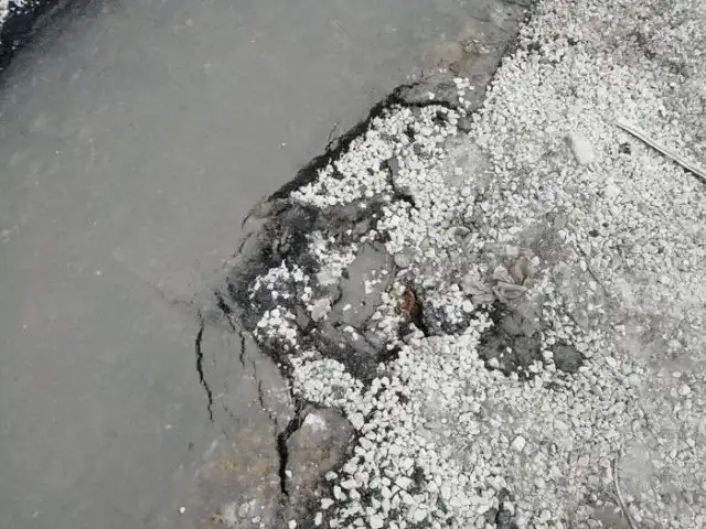 Построенная к выборам пешеходная дорожка уже начала разваливаться