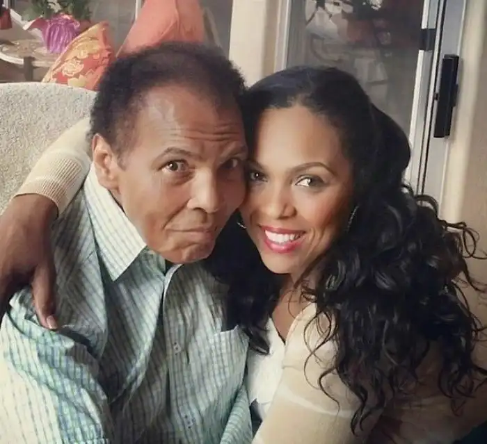 Дочь Мохаммеда Али рассказала о любви и разводе родителей