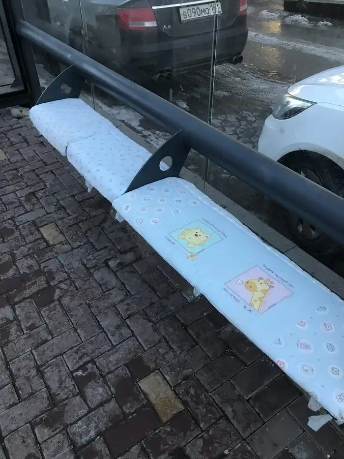 От паровозиков до грибочка: российские остановки