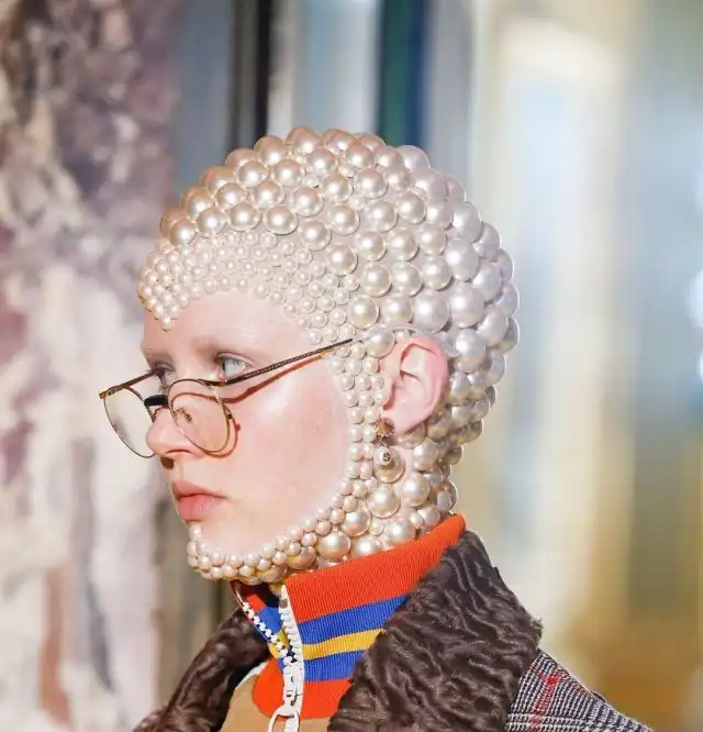 Самые странные наряды, которые выглядят, как готовые мемы