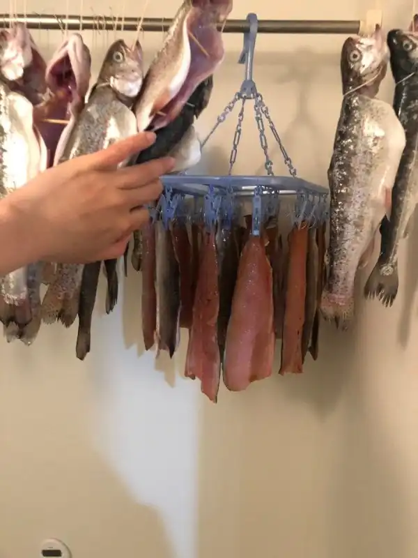 Странная фотосессия японской модели Шихоми Ёсино