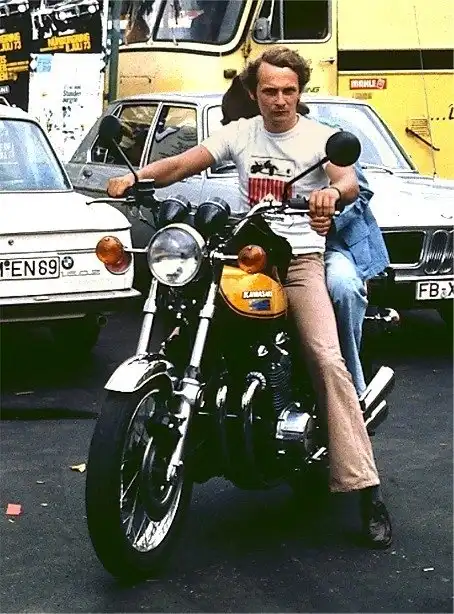 умер Ники Лауда