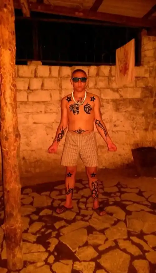 Герои и романтики из соцсетей