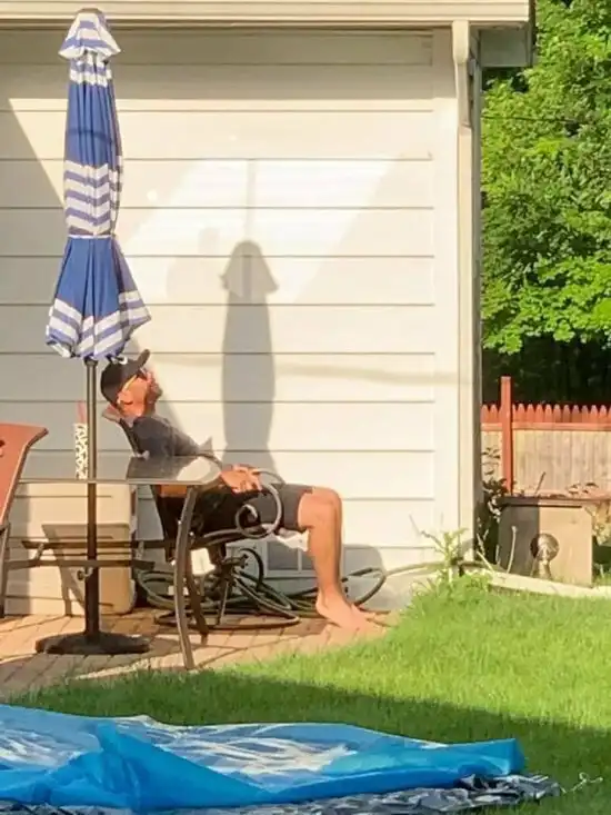 20 фото, когда надо креститься, но потом все равно глянуть еще раз