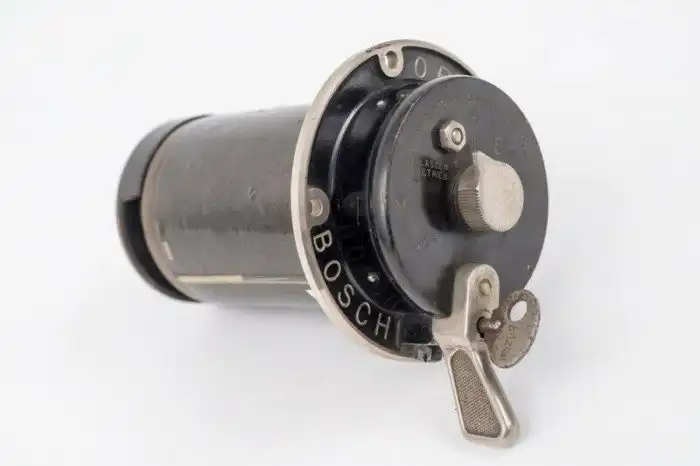 История автомобильного ключа