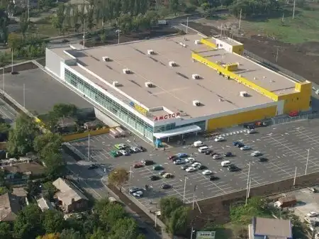 В Твиттере рассказывают о домах, построенных исключительно назло. И это особый уровень коварства