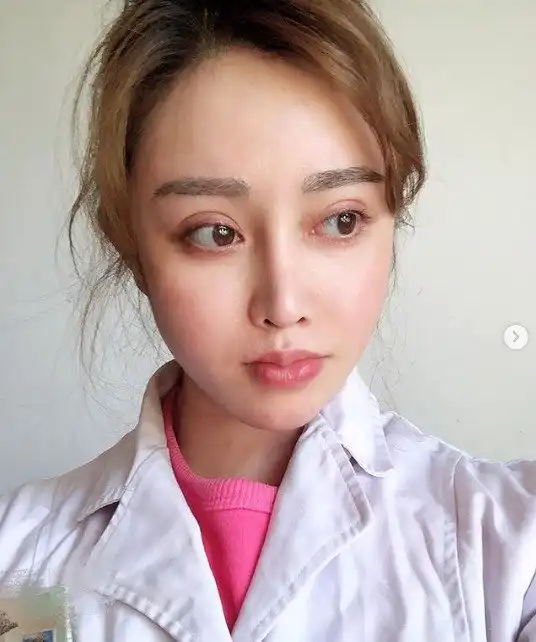 Девушка с лицом ангела, а телом...